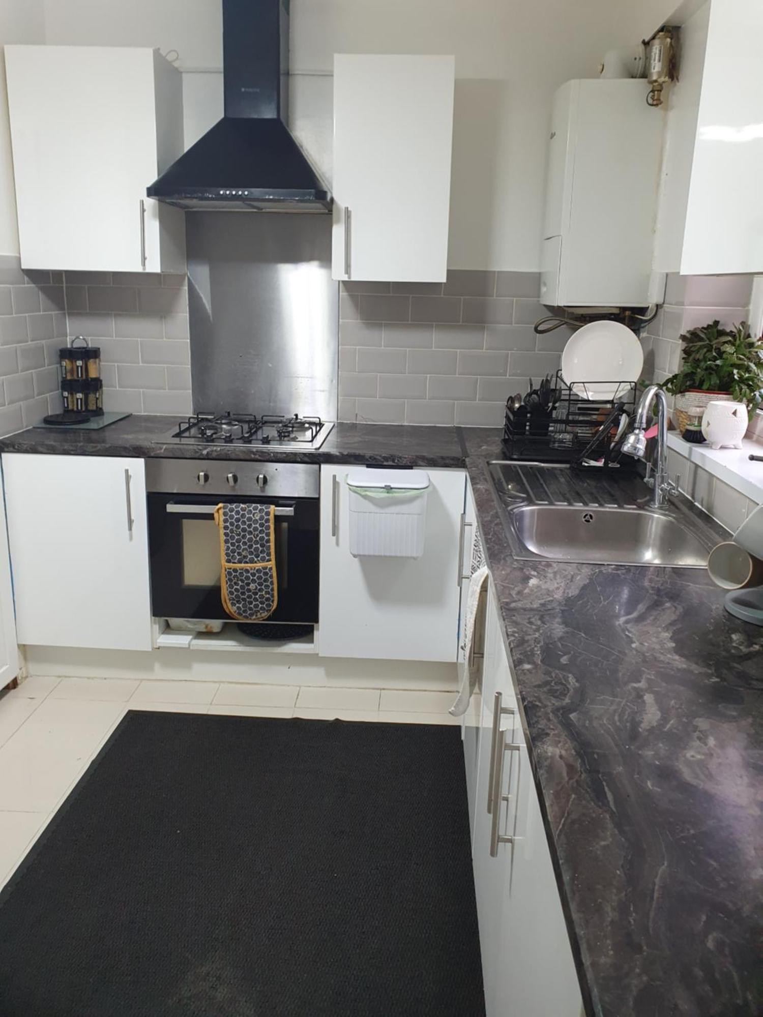 Private Double Room In Кардифф Экстерьер фото